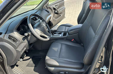 Седан Nissan Altima 2017 в 