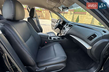 Седан Nissan Altima 2017 в 