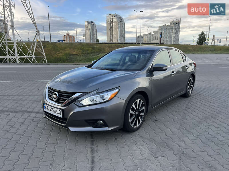 Nissan Altima 2017