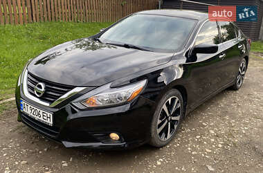 Седан Nissan Altima 2018 в Ивано-Франковске