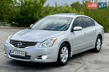 Седан Nissan Altima 2011 в Запорожье