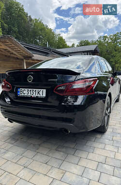 Седан Nissan Altima 2018 в 