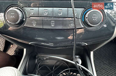 Седан Nissan Altima 2015 в 
