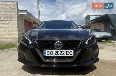 Седан Nissan Altima 2019 в 
