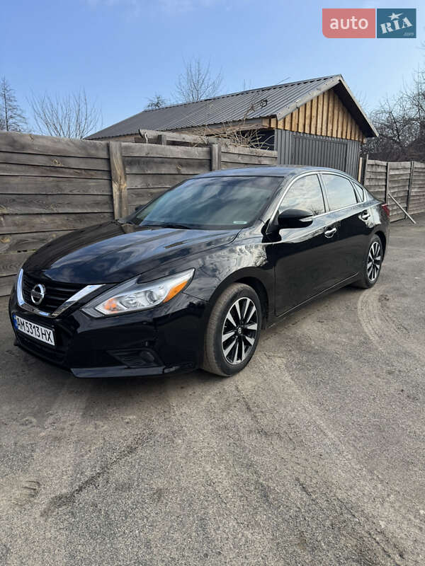 Седан Nissan Altima 2018 в 