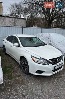 Седан Nissan Altima 2016 в Светловодске