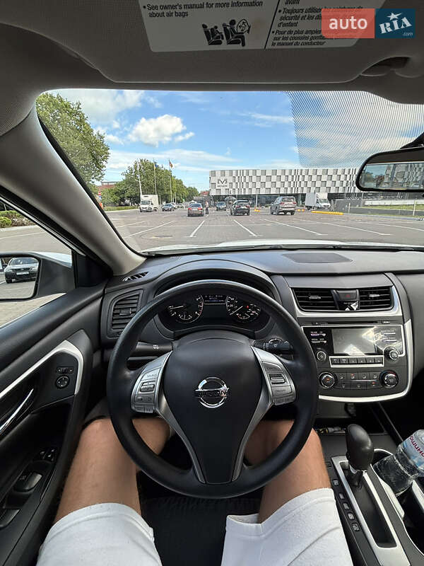 Седан Nissan Altima 2017 в Одесі