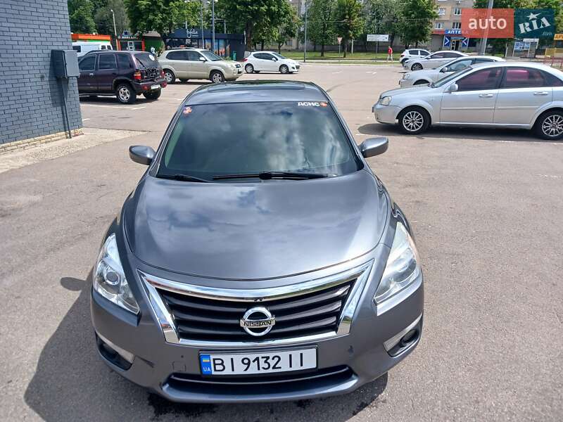Седан Nissan Altima 2015 в Харькове