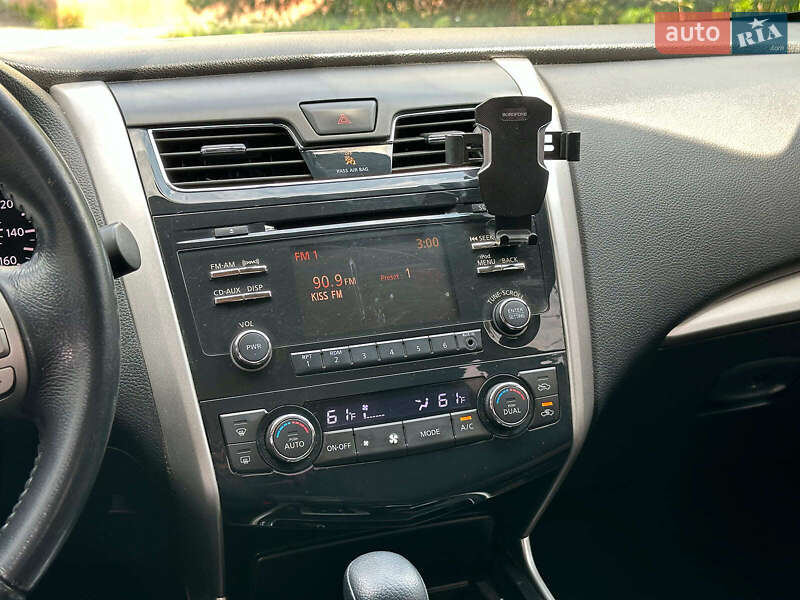 Седан Nissan Altima 2013 в Вінниці