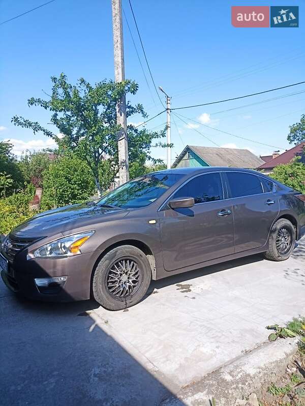 Nissan Altima 2013