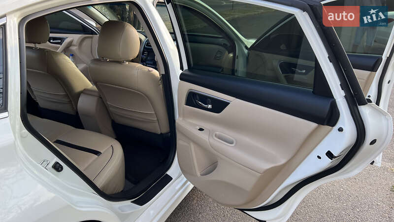 Седан Nissan Altima 2015 в Кривому Розі фото 10 Седан Nissan Altima 2015 в Кривому Розі