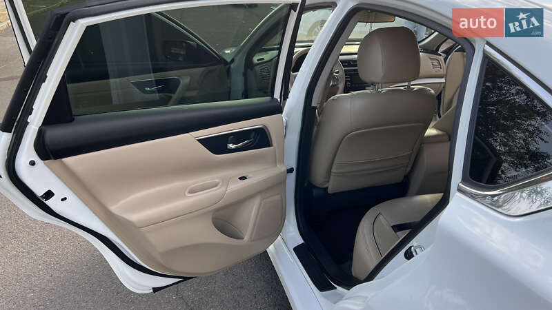Седан Nissan Altima 2015 в Кривому Розі фото 12 Седан Nissan Altima 2015 в Кривому Розі