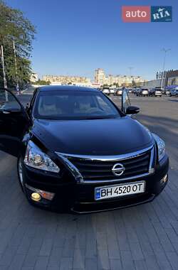 Седан Nissan Altima 2014 в Одесі