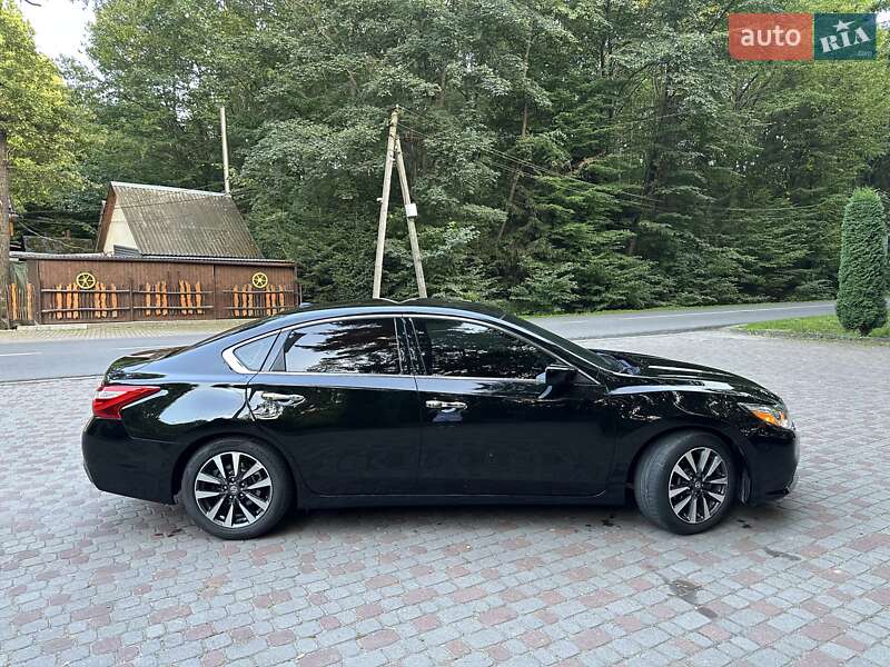 Седан Nissan Altima 2017 в Львові фото 11 Седан Nissan Altima 2017 в Львові