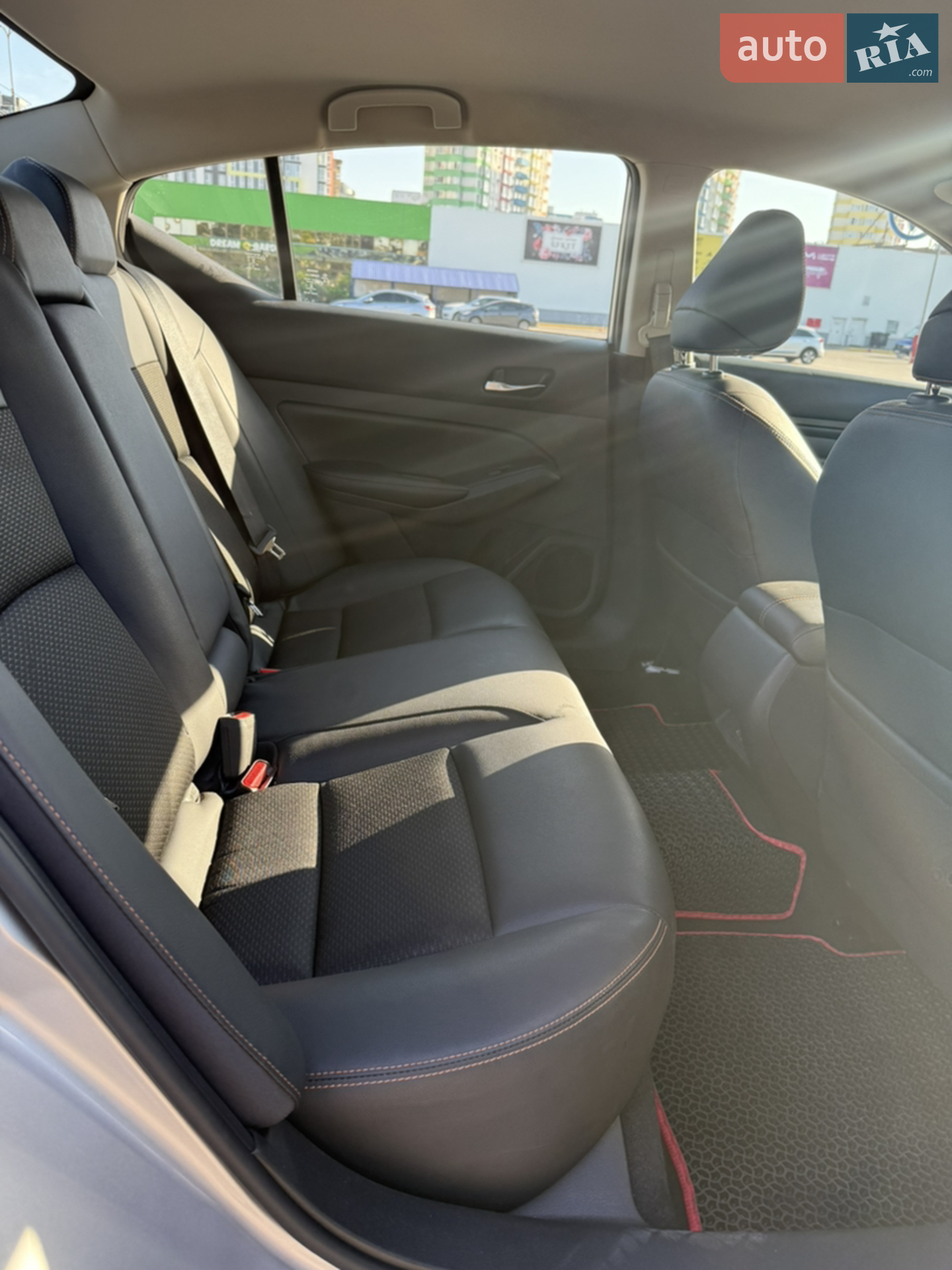 2019 Nissan Altima - мініатюра 12