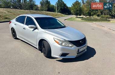 Седан Nissan Altima 2016 в Кривому Розі