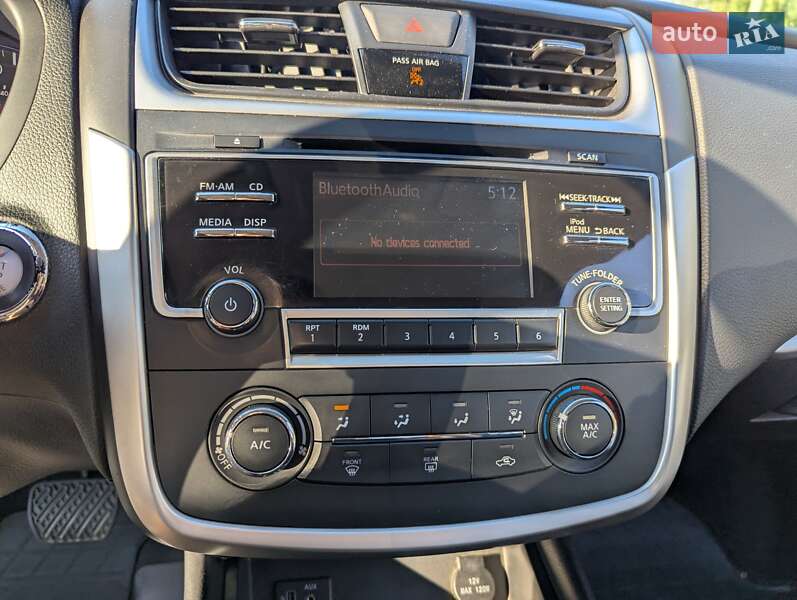 Седан Nissan Altima 2017 в Харкові