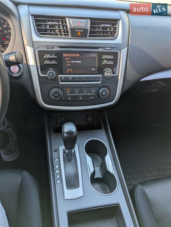 Седан Nissan Altima 2017 в Харкові