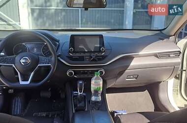 Седан Nissan Altima 2020 в 