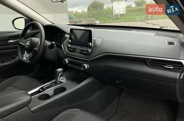 Седан Nissan Altima 2020 в Києві