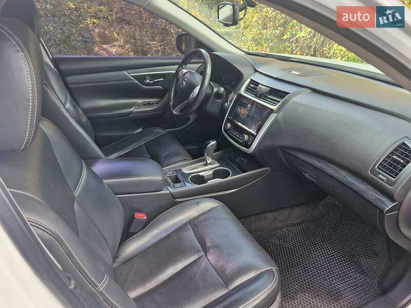 Седан Nissan Altima 2018 в Києві