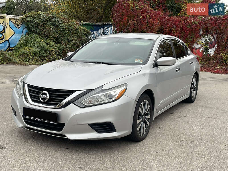 Седан Nissan Altima 2016 в Харькове фото 3 Седан Nissan Altima 2016 в Харькове