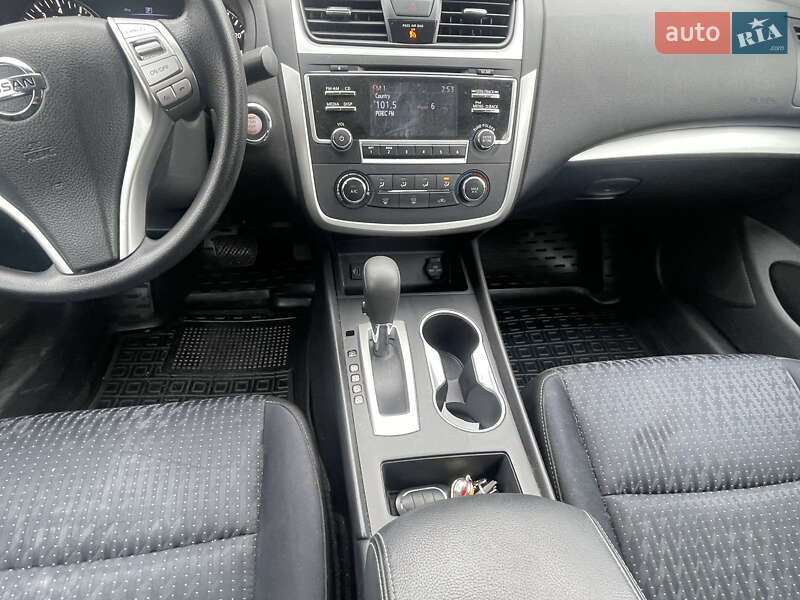 Седан Nissan Altima 2016 в Харькове фото 21 Седан Nissan Altima 2016 в Харькове