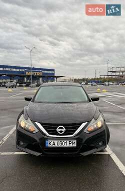 Седан Nissan Altima 2017 в Києві