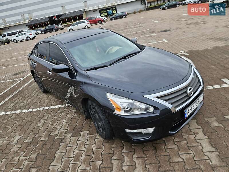 Седан Nissan Altima 2014 в Житомире фото 11 Седан Nissan Altima 2014 в Житомире