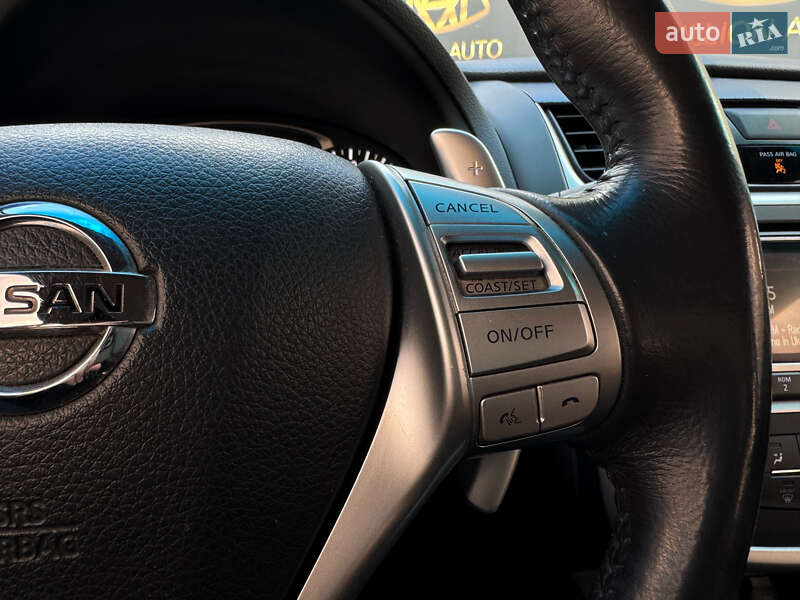 Седан Nissan Altima 2017 в Києві