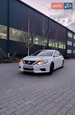 Седан Nissan Altima 2017 в Білій Церкві