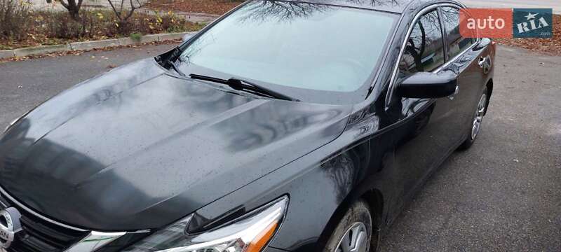 Седан Nissan Altima 2017 в Харькове