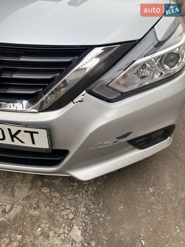 Седан Nissan Altima 2016 в Киеве фото 15 Седан Nissan Altima 2016 в Киеве