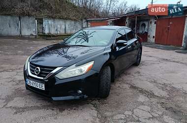 Седан Nissan Altima 2016 в Чернігові