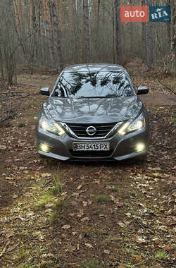 Седан Nissan Altima 2017 в Одесі