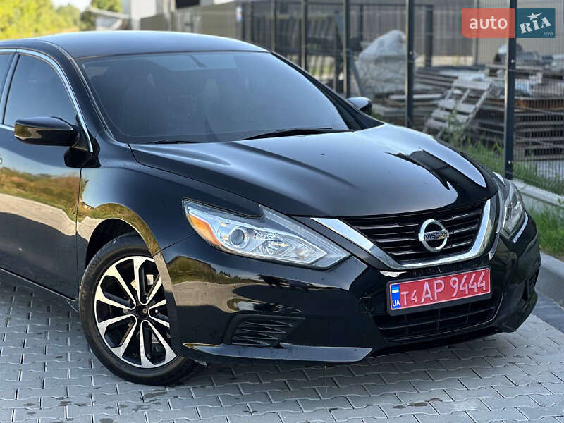 Седан Nissan Altima 2016 в Івано-Франківську фото 2 Седан Nissan Altima 2016 в Івано-Франківську