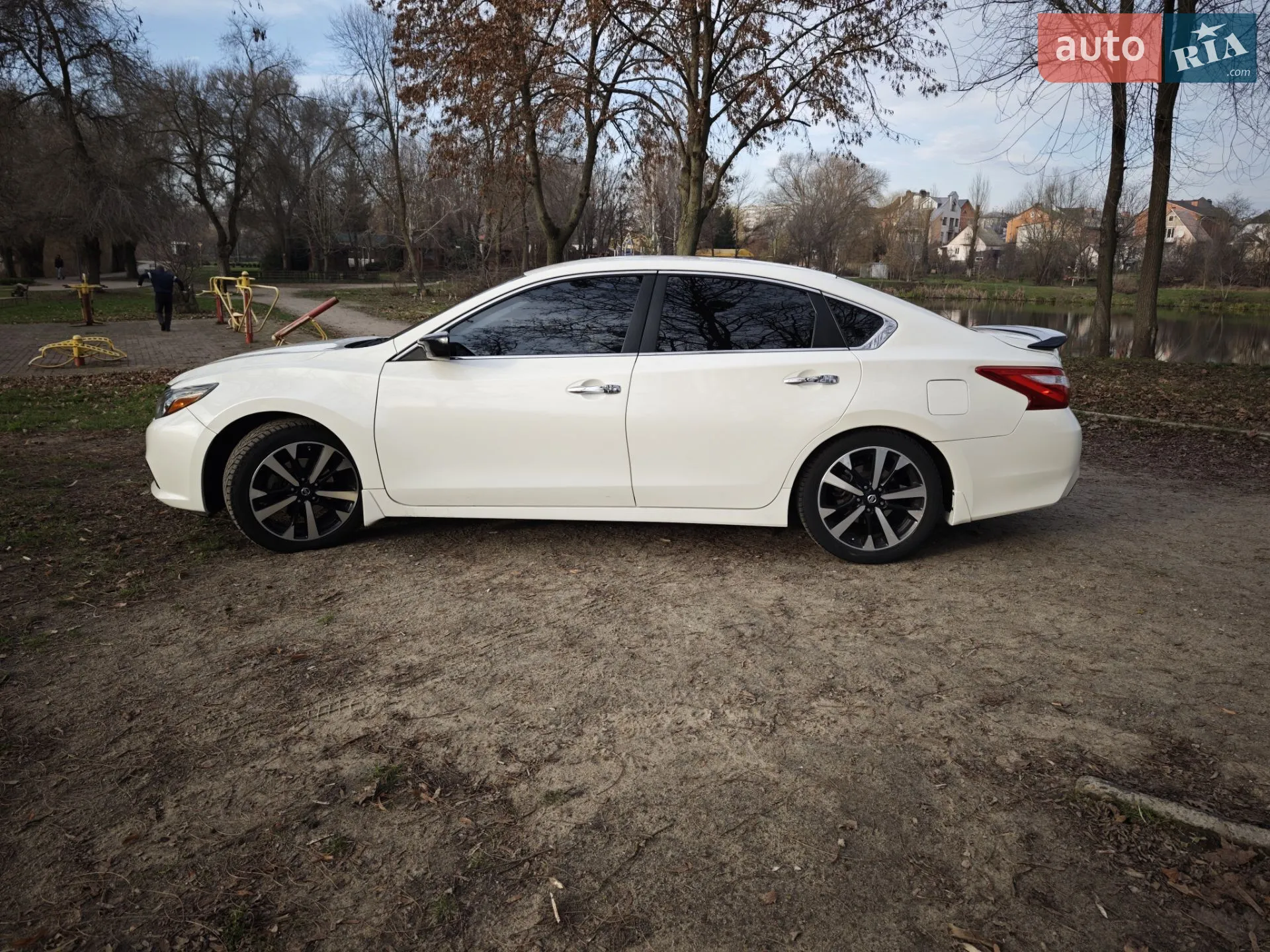2017 Nissan Altima - мініатюра 6