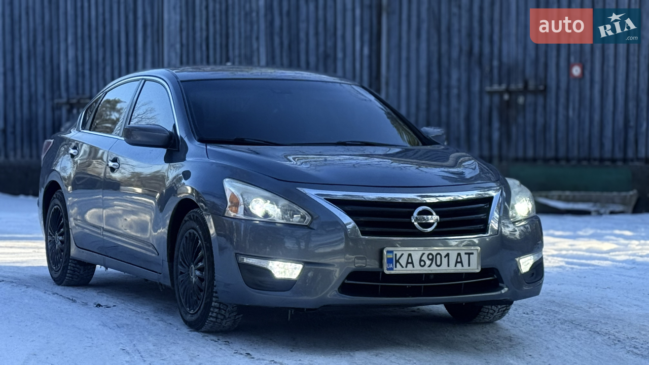 2013 Nissan Altima - мініатюра 13