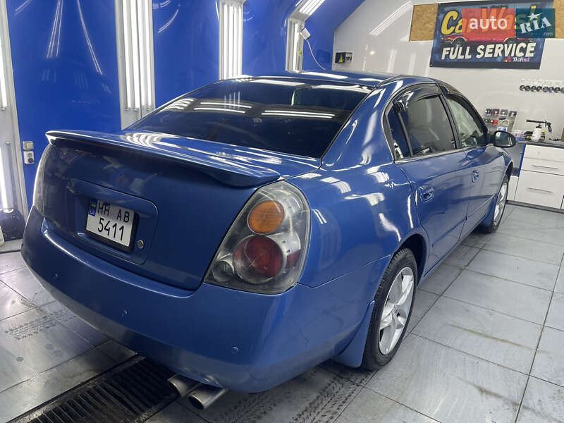 Седан Nissan Altima 2003 в Одессе