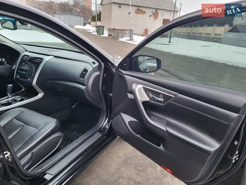 Седан Nissan Altima 2013 в Черкассах фото 23 Седан Nissan Altima 2013 в Черкассах