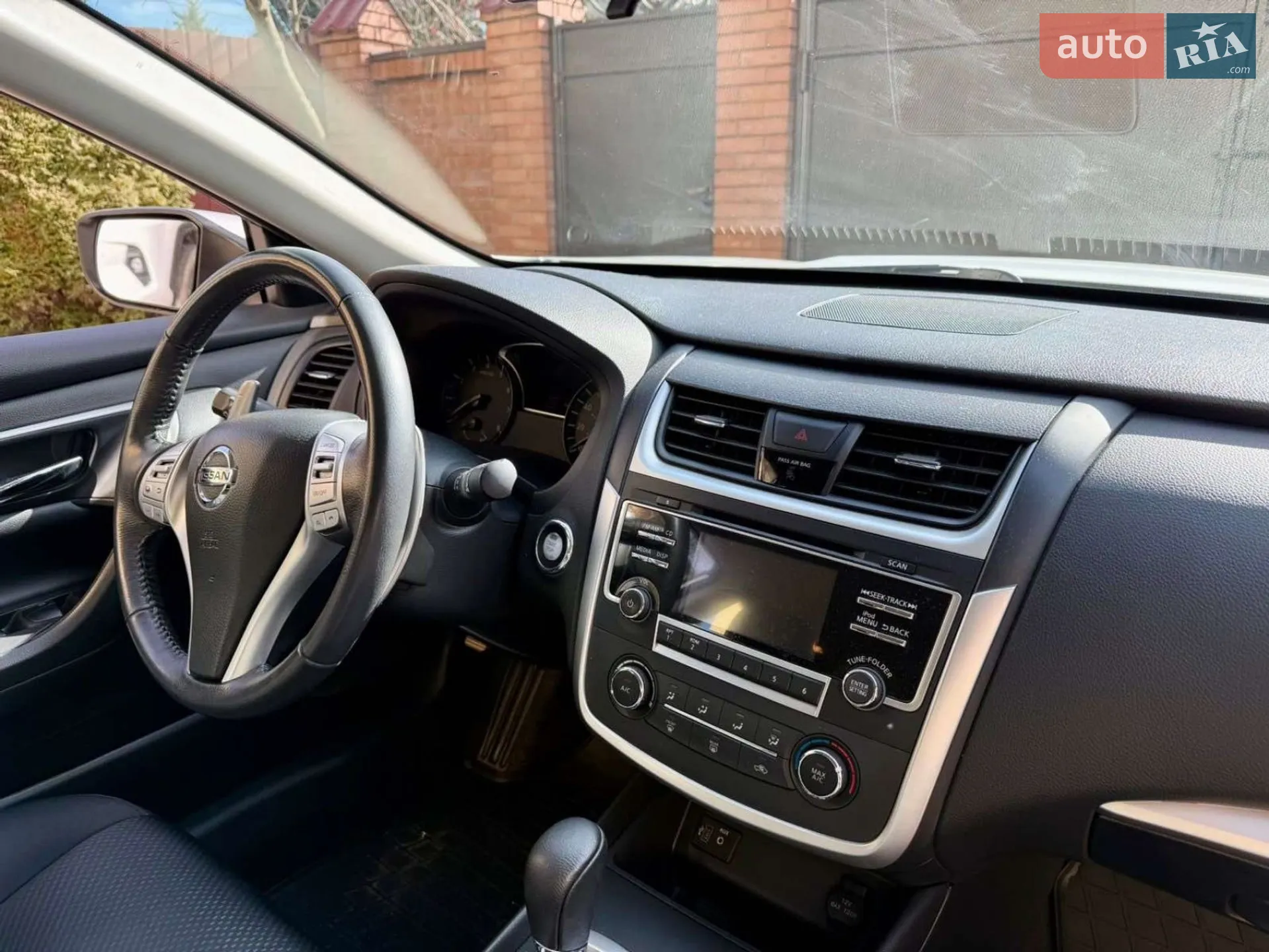 2017 Nissan Altima - мініатюра 27
