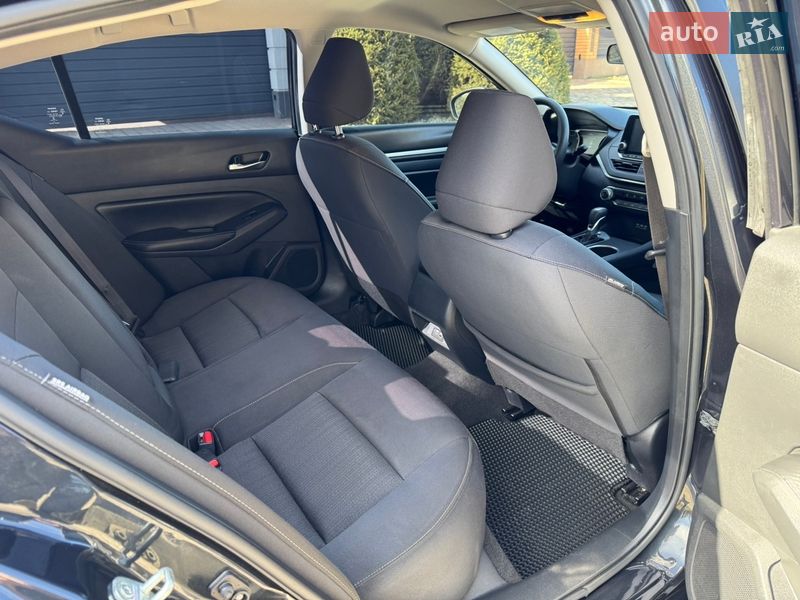 Седан Nissan Altima 2022 в Белой Церкви