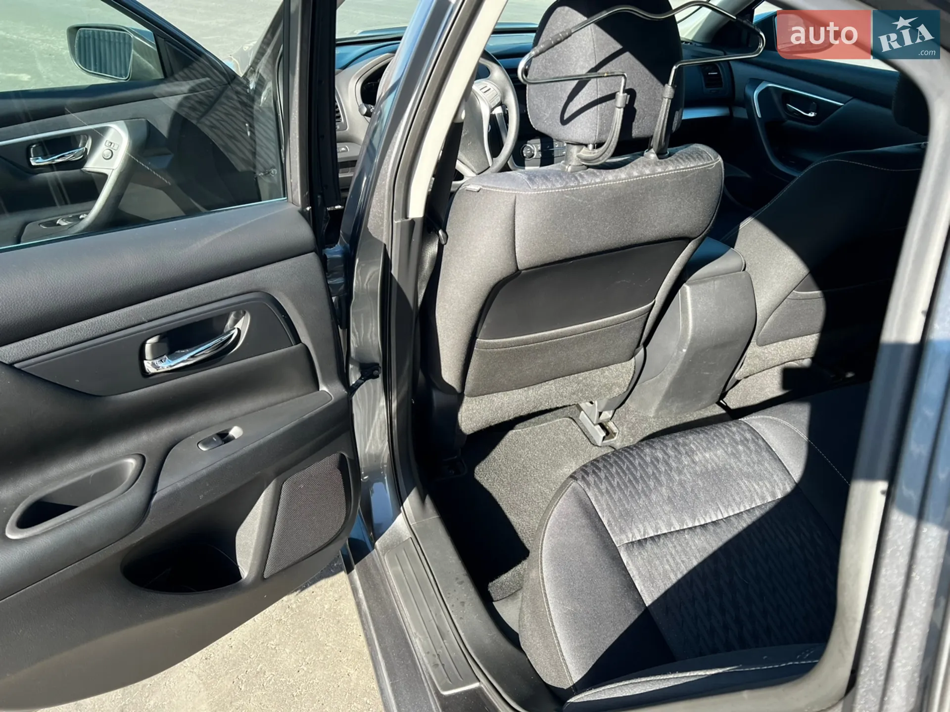 2017 Nissan Altima - мініатюра 17