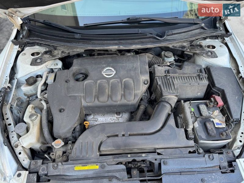 Седан Nissan Altima 2011 в Киеве