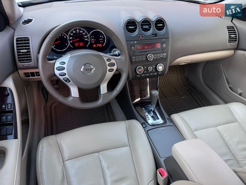 Седан Nissan Altima 2011 в Києві фото 22 Седан Nissan Altima 2011 в Києві
