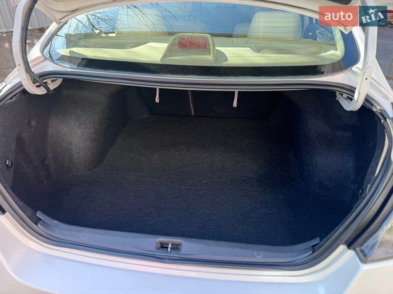 Седан Nissan Altima 2011 в Києві фото 33 Седан Nissan Altima 2011 в Києві