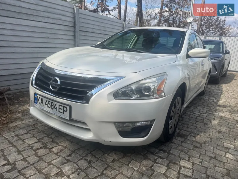 Nissan Altima