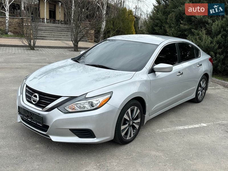 Седан Nissan Altima 2017 в Харькове фото 2 Седан Nissan Altima 2017 в Харькове