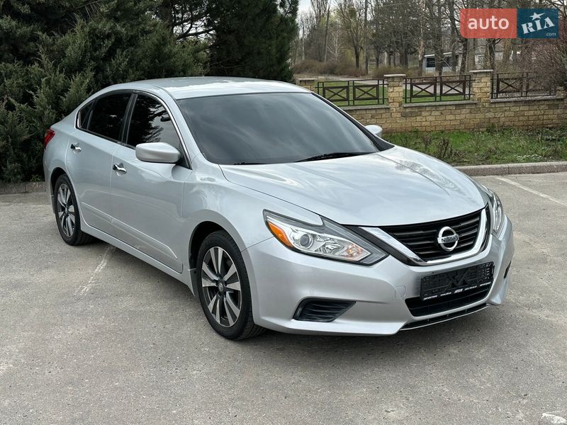 Седан Nissan Altima 2017 в Харькове фото 7 Седан Nissan Altima 2017 в Харькове