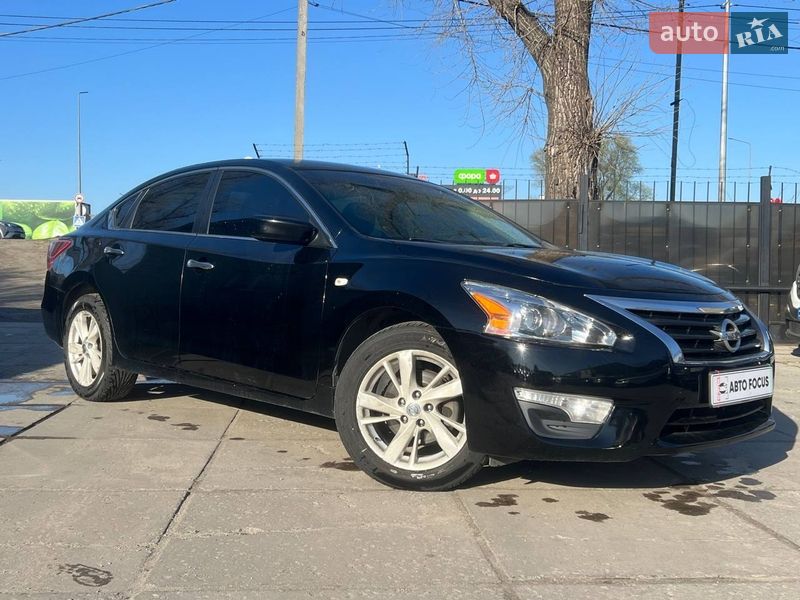 Nissan Altima 2012